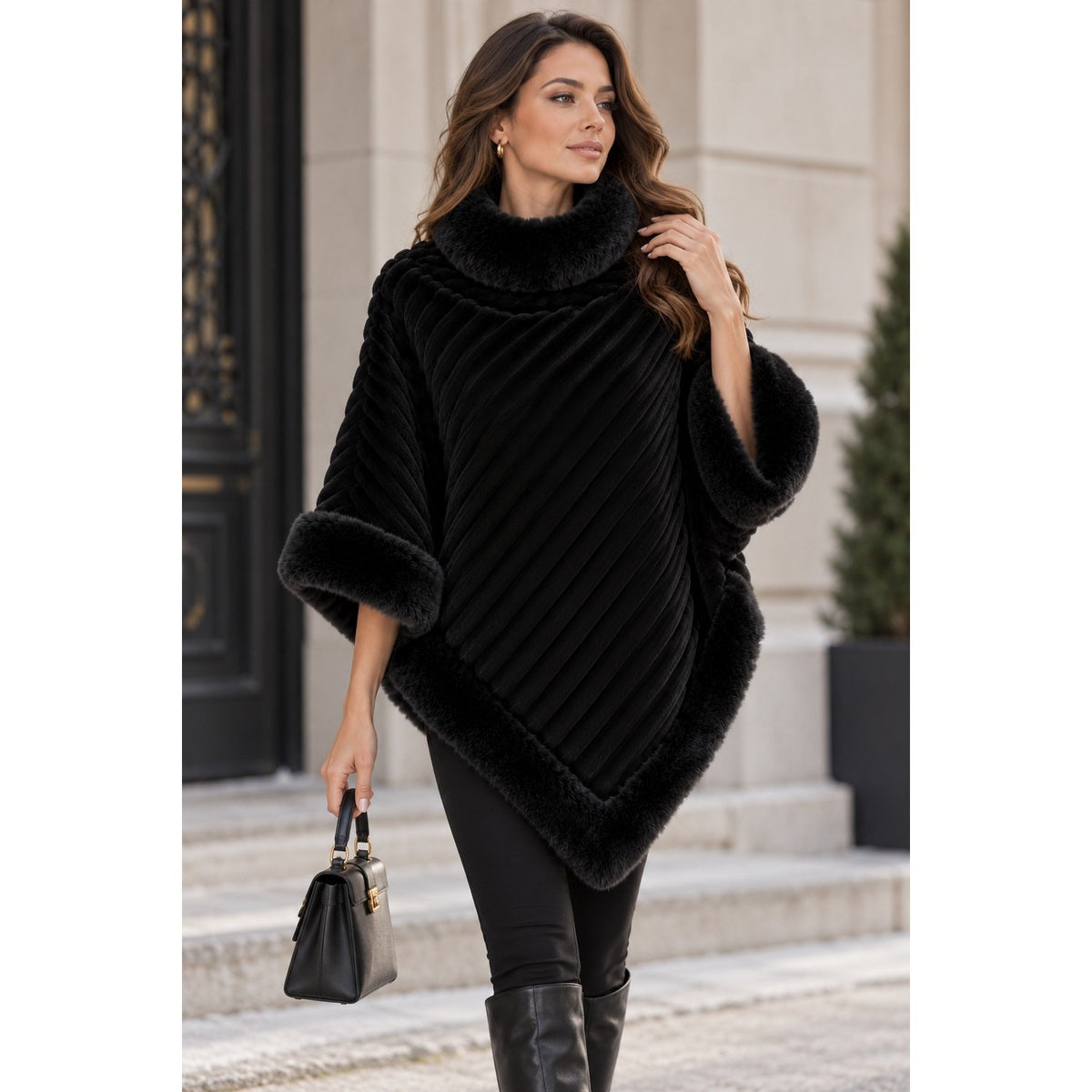 Poncho Fausse Fourrure