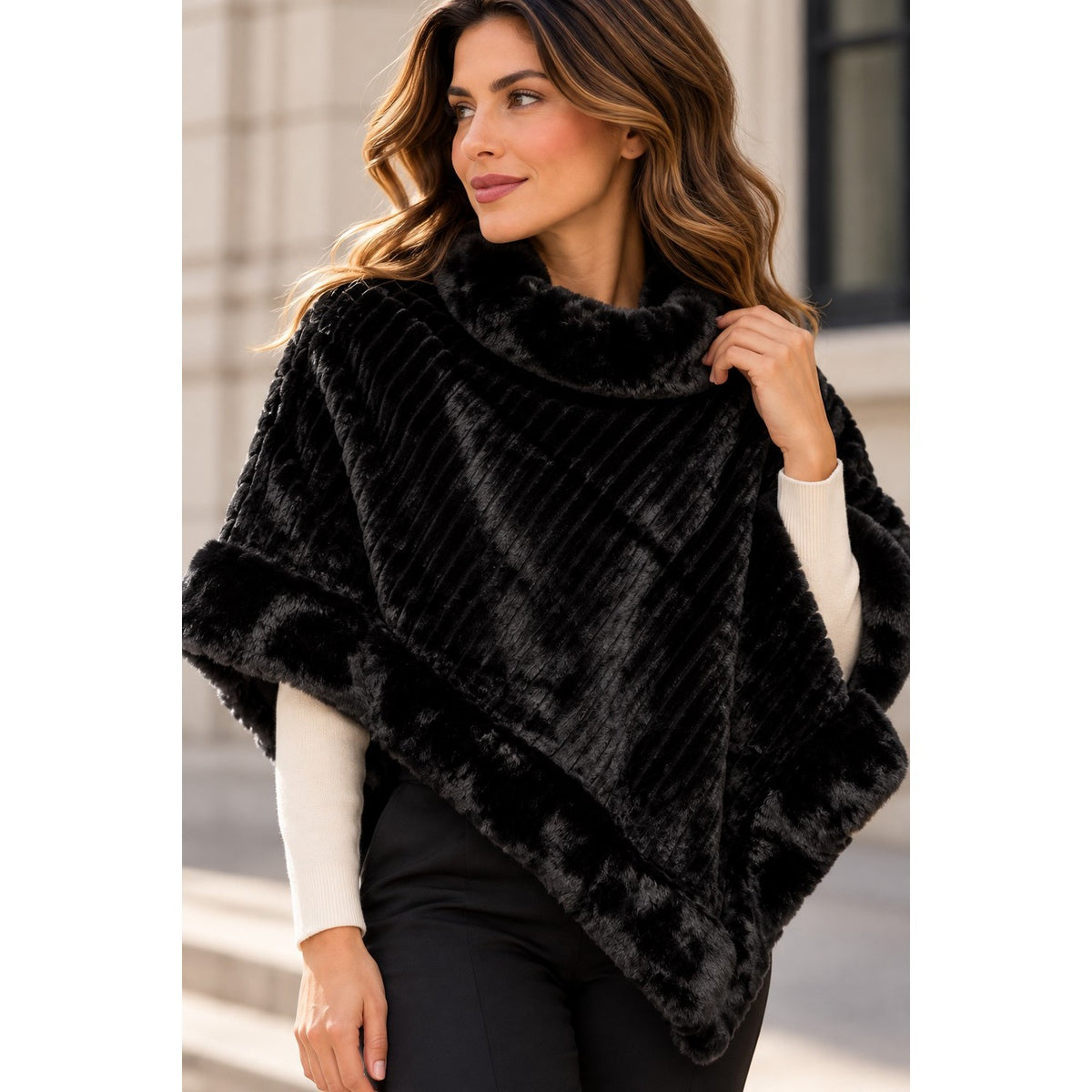 Poncho Fausse Fourrure