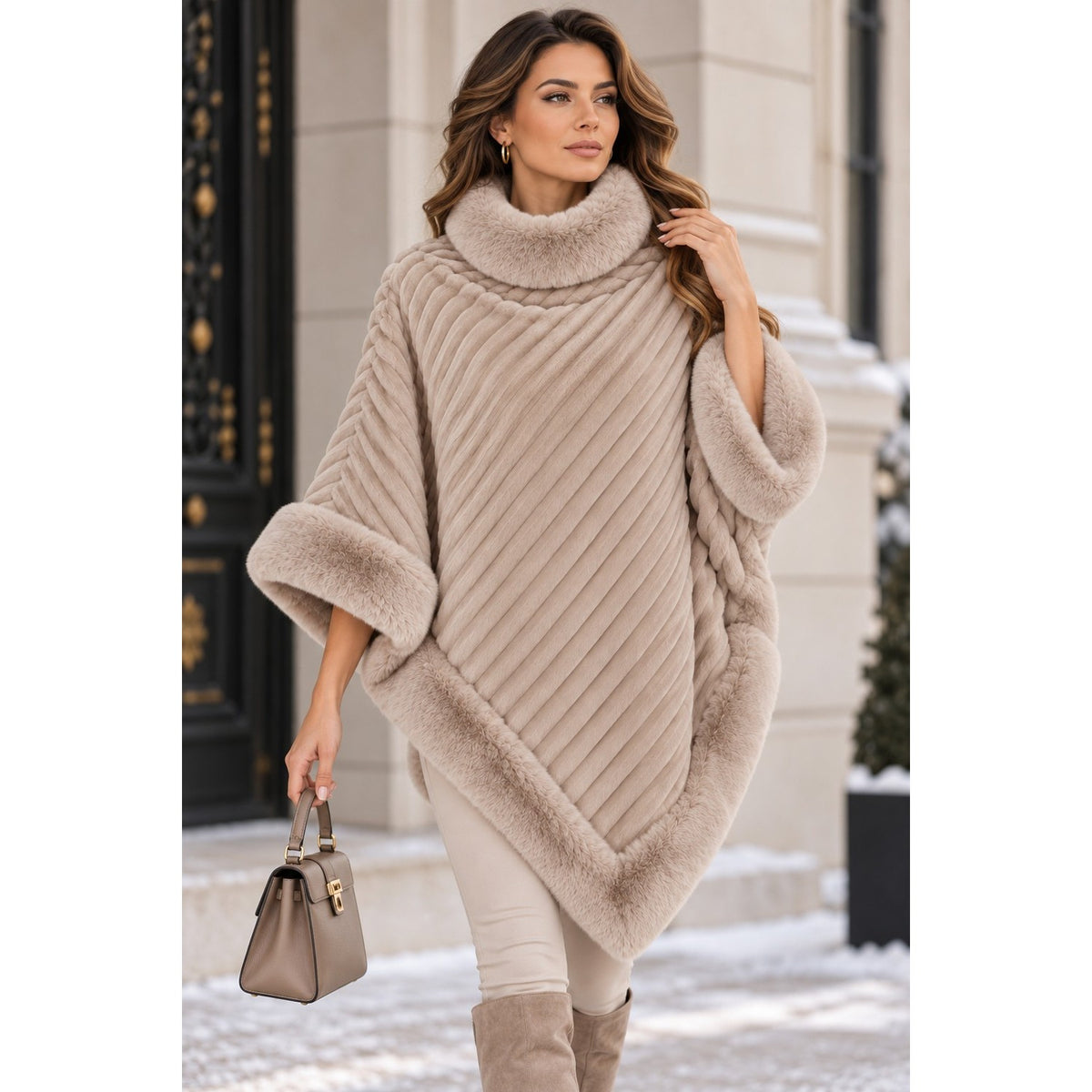 Poncho Fausse Fourrure