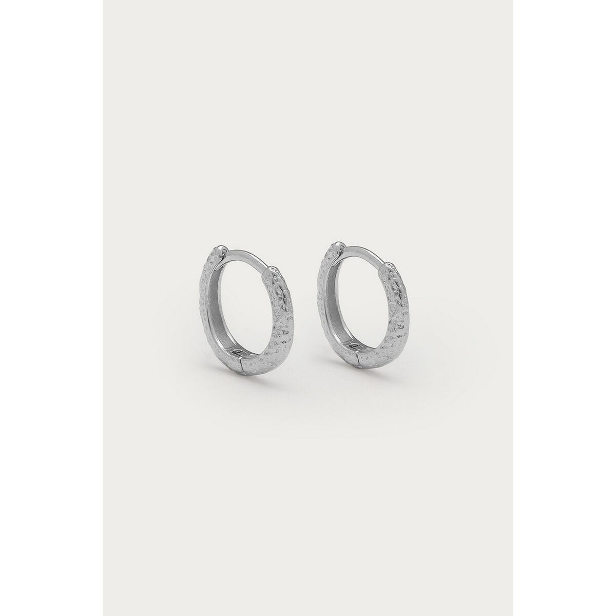Mj16954